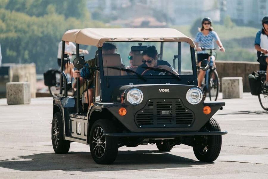 Porto and Foz: Private Douro City Tour in an Electric Ford T - Passeio Alegre, Foz do Douro, and Praia do Molhe