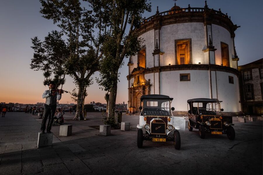 Porto and Foz: Private Douro City Tour in an Electric Ford T - What the two-hour timing really gives you