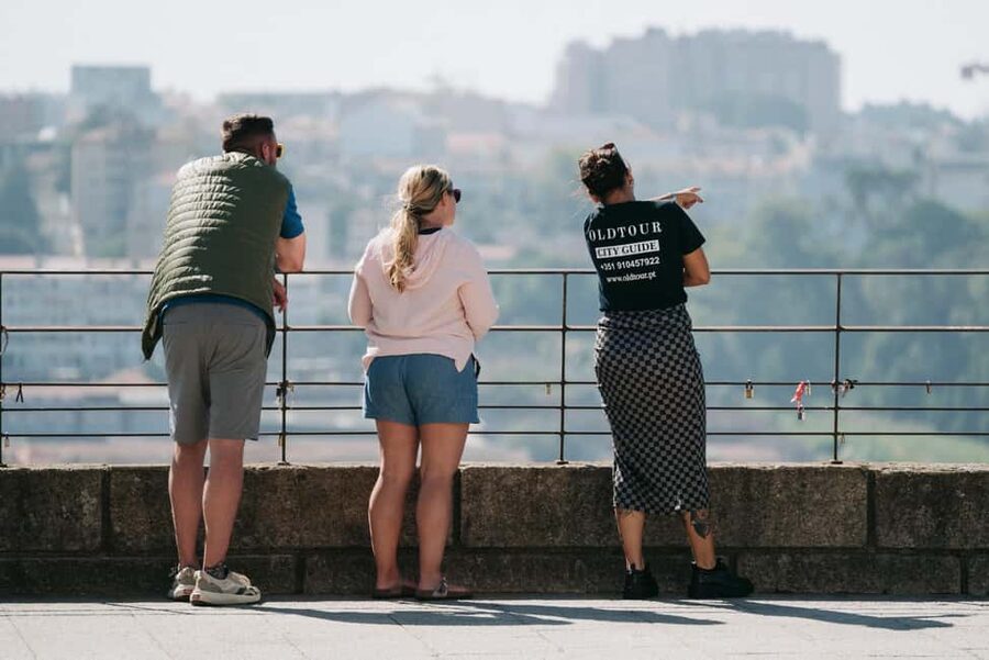 Porto and Foz: Private Douro City Tour in an Electric Ford T - Guides, language, and the private format