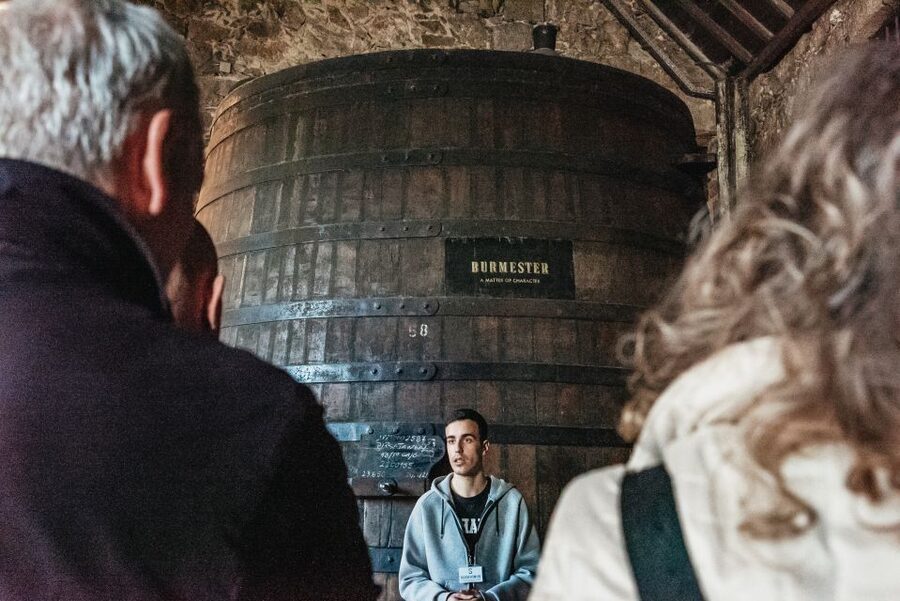 Porto: Bridges Cruise with Wine Cellar Tour or Sunset Option - What the sunset option changes