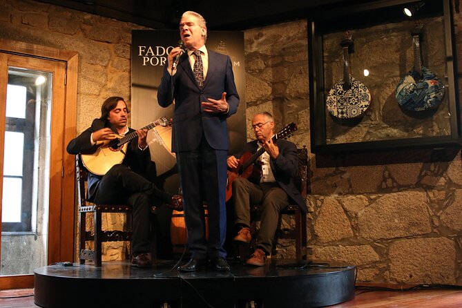 Porto: Cálem Cellar Tour, Live Fado Show and Wine Tasting - Forty-five minutes of traditional fado