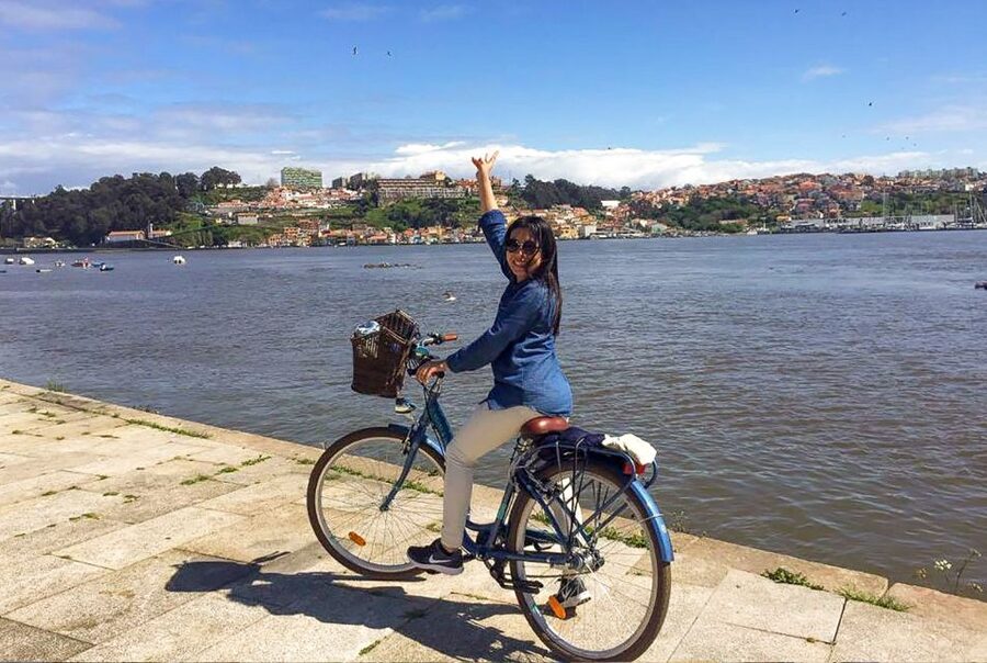 Porto: City Bike Rental - Following the Douro toward Foz do Douro