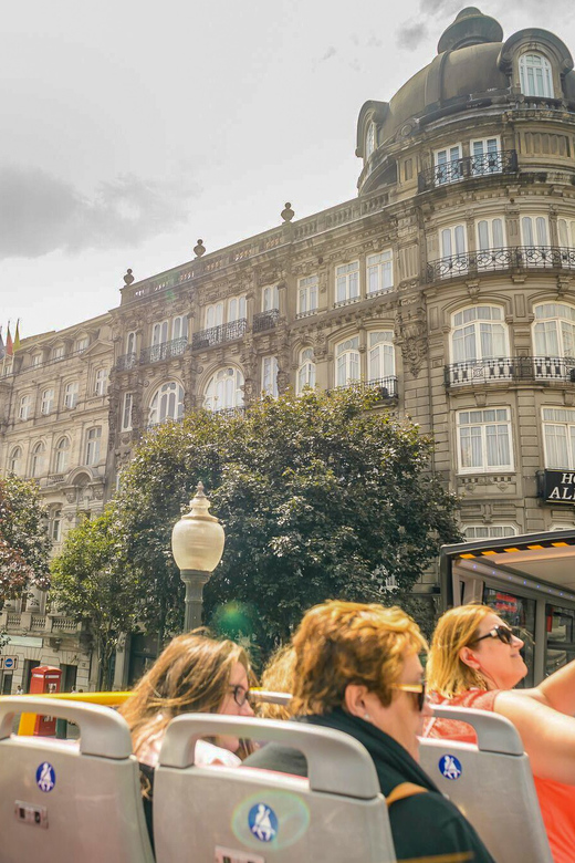 Porto: City Sightseeing Hop-On Hop-Off Bus Tour - Start at Batalha to get your bearings