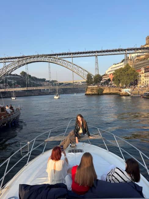 Porto: City Views or Sunset Tour with Drinks - Sunset timing, drinks, and comfort