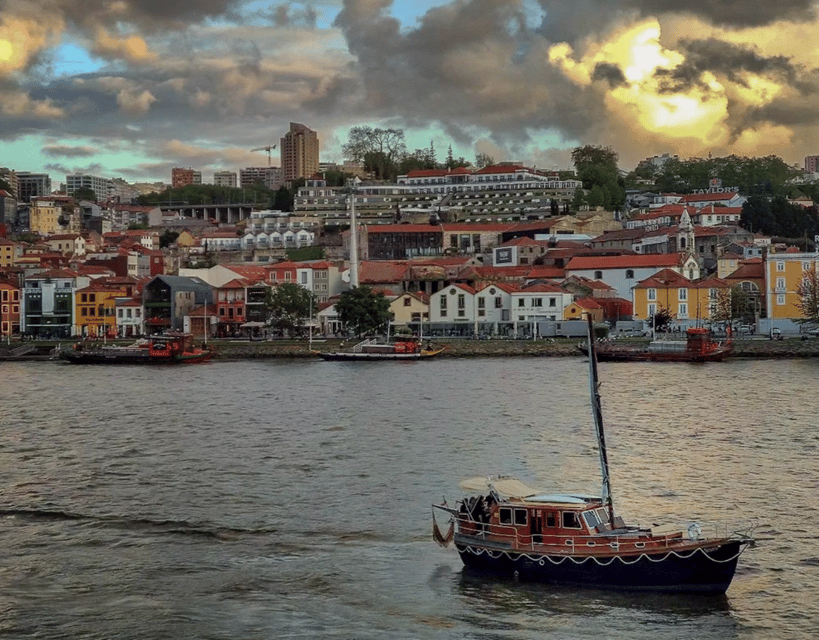Porto: Classic Sailboat Cruise Along the Douro River - Crossing Beneath Dom Luís I Bridge