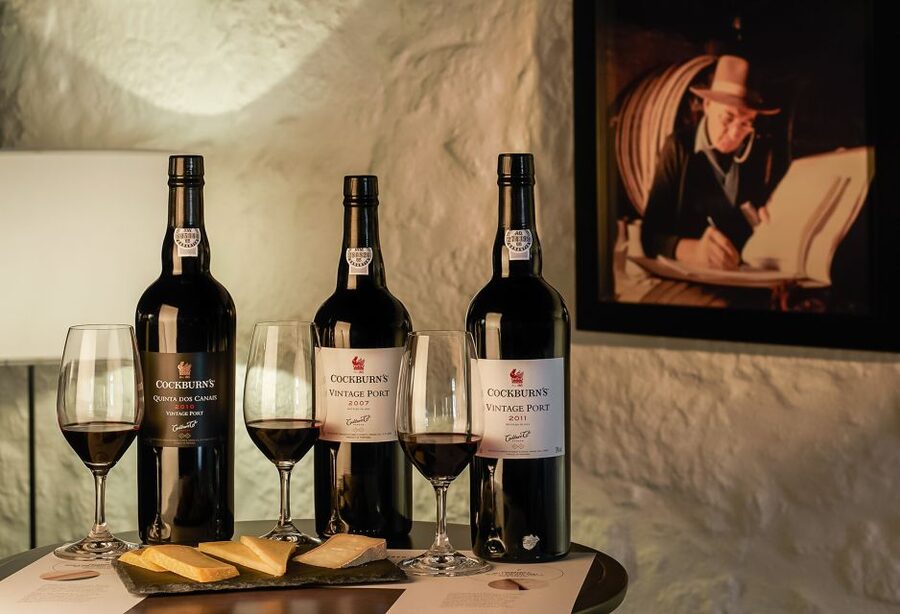 Porto: Cockburn’s Port Lodge Tour and Tasting - The museum puts 200 years into focus