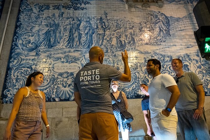 Porto Craft Beer Tour: 7 Beers + 3 Food Pairings in a Small Group - A Fábrica da Picaria and the Francesinha