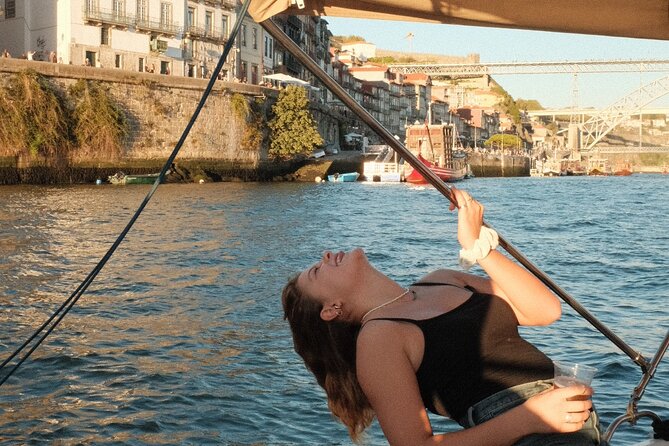 Porto: Douro River Boat Cruise with Port Wine and Snacks - Palácio de Cristal and the city’s gardens