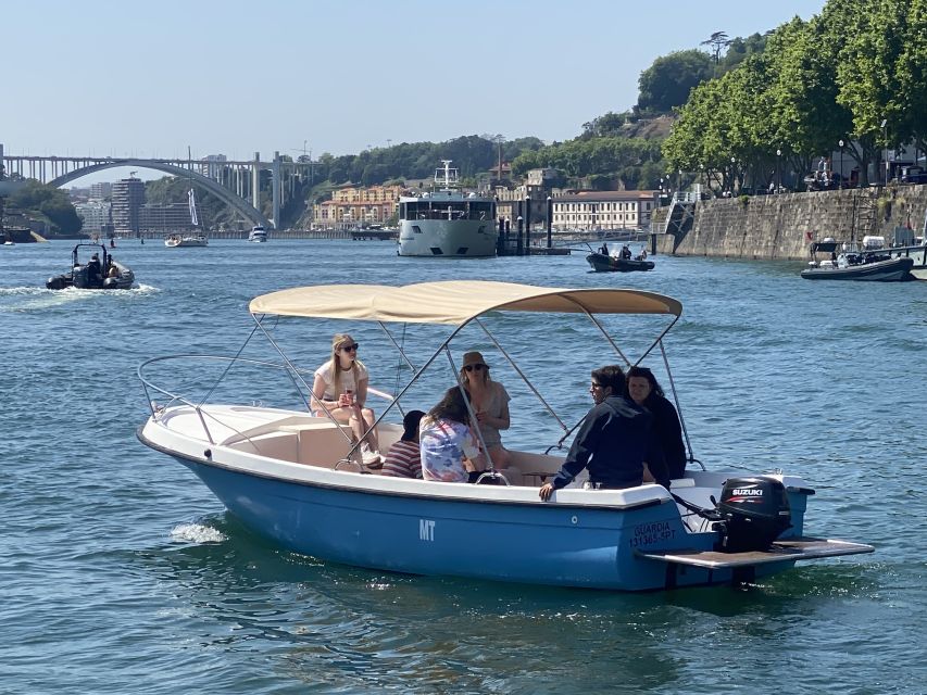 Porto: Douro River Boat Cruise with Port Wine Tasting - Dom Luís Bridge, Ribeira, and Gaia
