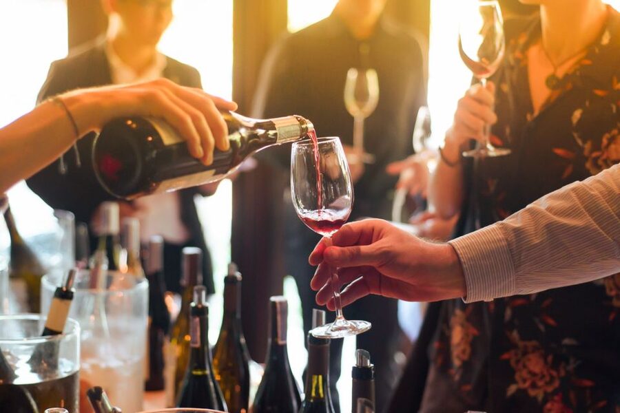 Porto: Douro Valley Tour with Wine Tasting, Cruise and Lunch - Pinhão and the one-hour Douro River cruise