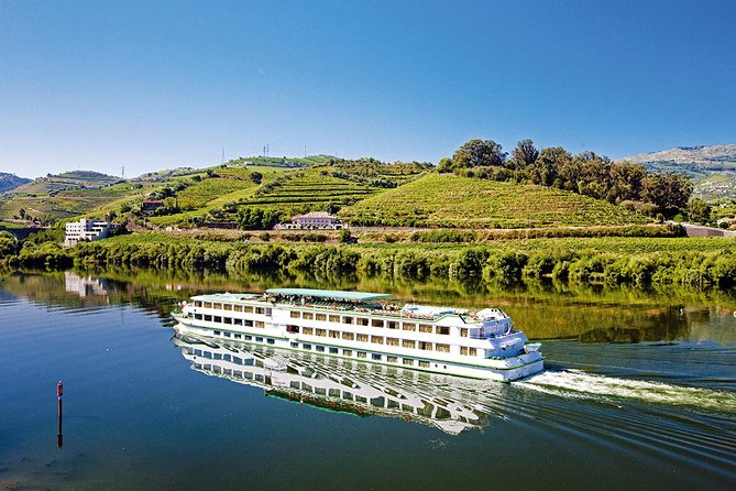Porto: Douro Valley Wine Tour Including Lunch - Starting at Palácio da Bolsa at 7:30 a.m.