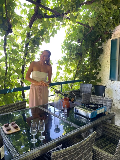 Porto: Douro Valley Wine Tour with a Sommelier & Boat Trip - Key points at a glance