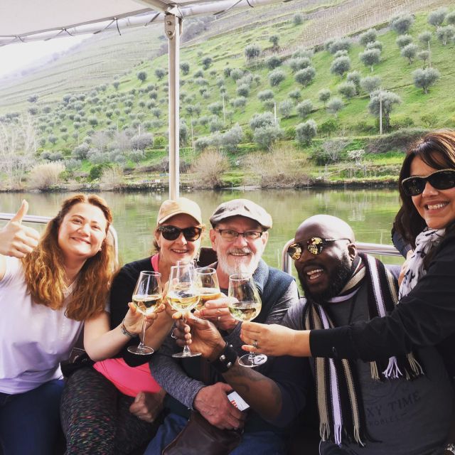 Porto: Douro Valley with Small Wineries, Lunch and Boat Tour - One hour on the Douro River