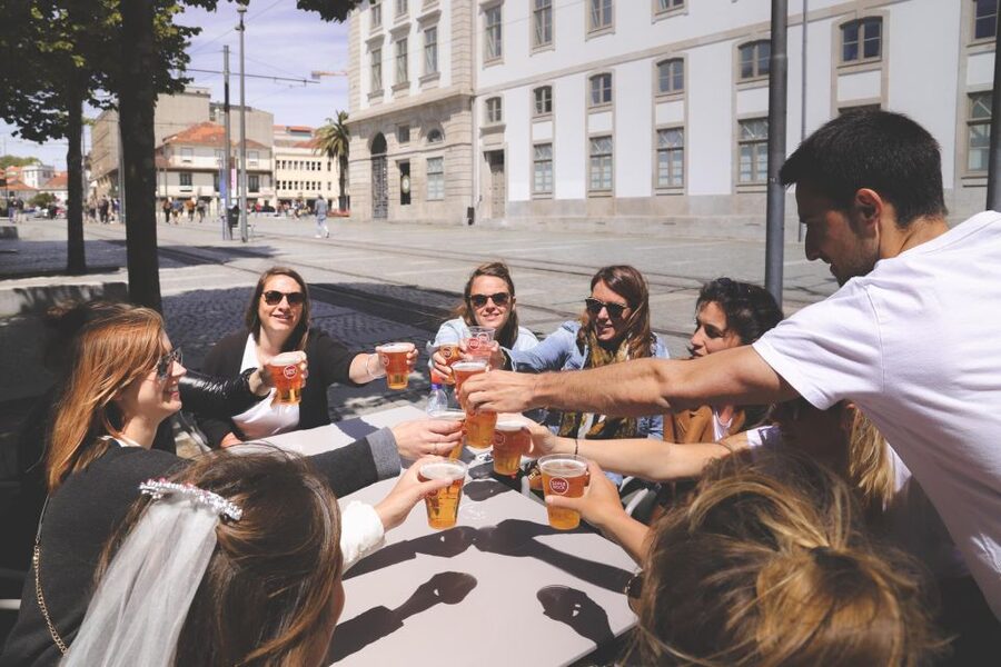 Porto: Evening Local Food Crawl with Drink Pairings - Stop three: family businesses and local drinks