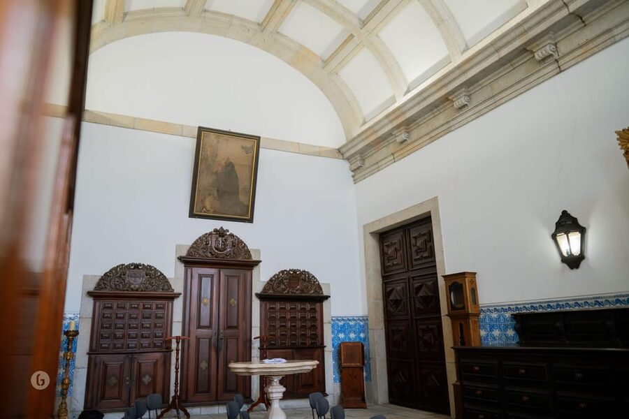 “Porto: Fado Show with Guided Tour in a Historic Monastery” - Practical tips for a better visit