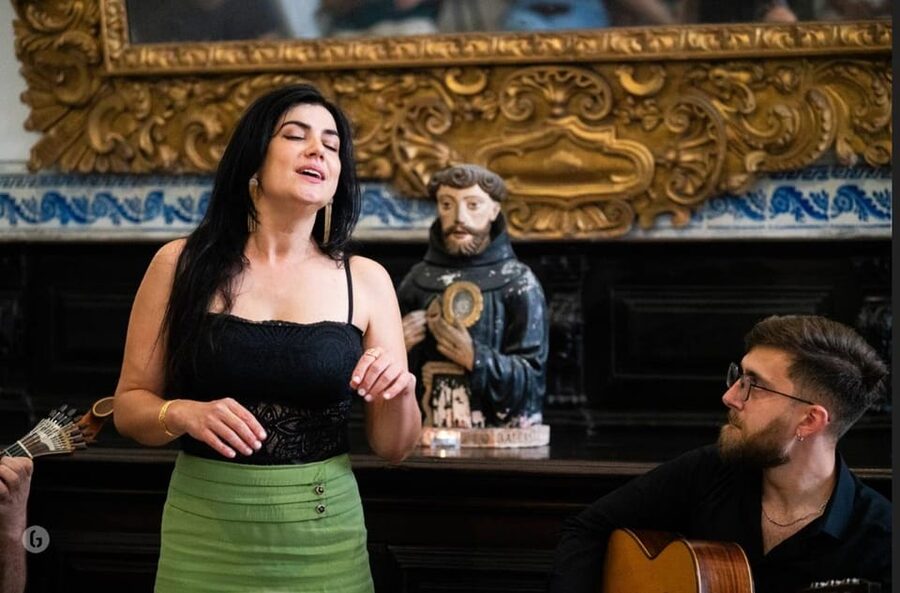 “Porto: Fado Show with Guided Tour in a Historic Monastery” - The church, organ, and monastic setting
