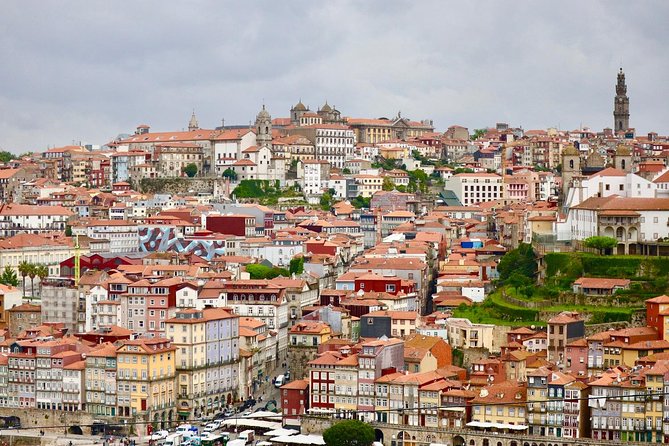 Porto Food Tour of 8 Tastings: Custard Tart, Bifana & Hidden Gems - Why this tour works best on your first day
