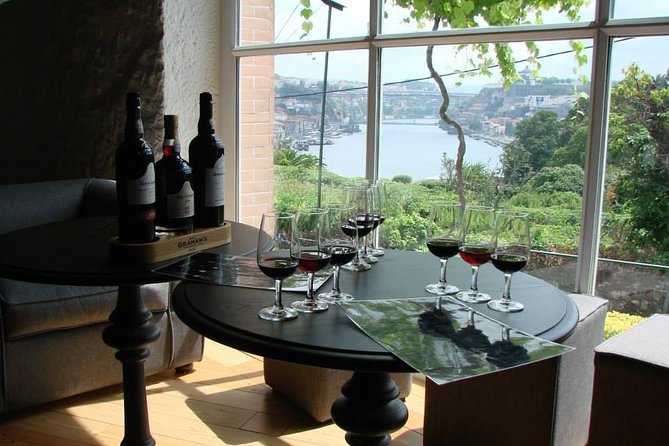 Porto Full Day City Tour Wine Tasting and Six Bridges Cruise - The lunch hour and what to expect