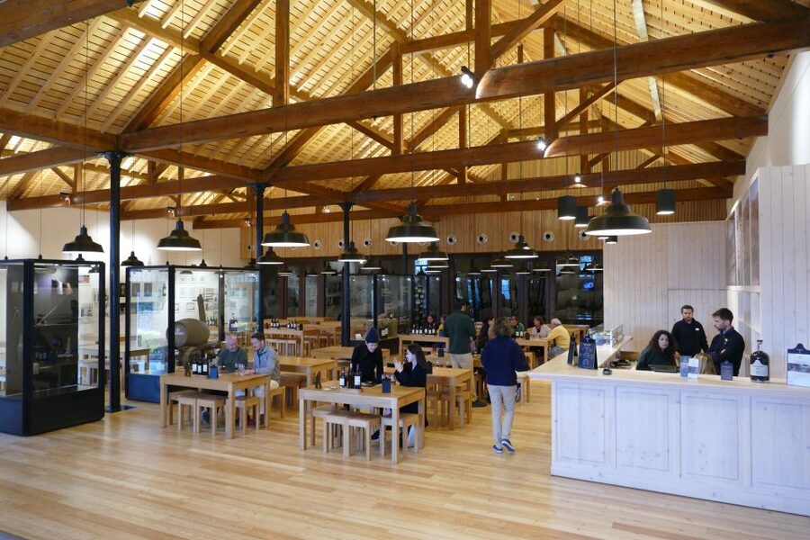 Porto: Graham's Port Lodge Tour with Premium Wine Tastings - What the production lesson actually teaches you