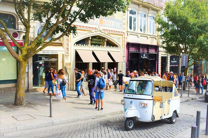 Porto Guided Tour to the Historical Center on a Tuk Tuk - Why a tuk-tuk works well in Porto