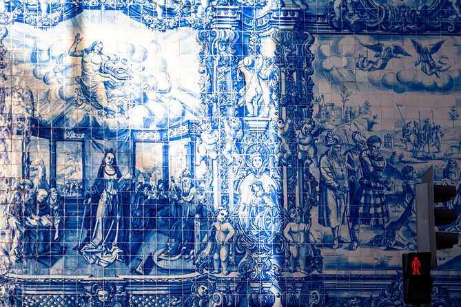 Porto Guided Tour to the Historical Center on a Tuk Tuk - From the Stock Exchange Palace to the golden church