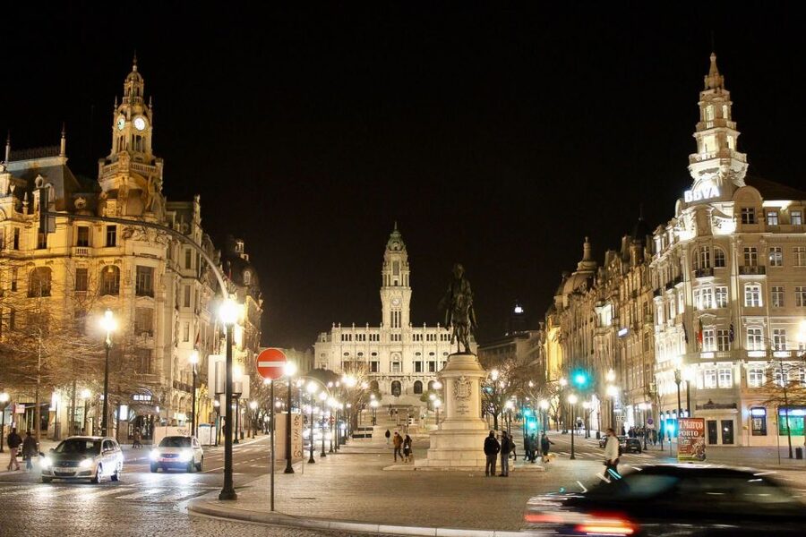Porto: Guided Walking Tour and Lello Bookshop - Aliados Avenue and Porto’s grand civic center