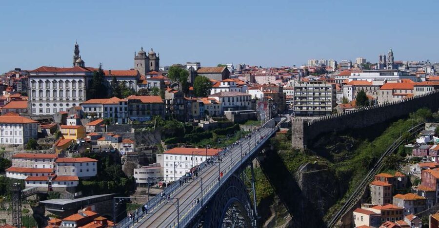Porto: Guided Walking Tour and Lello Bookshop - The Douro and the story of rabelo boats
