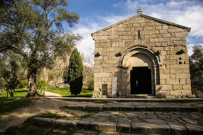 Porto: Guimaraes & Braga Small Group Tour with Lunch and Tickets - Is $127.03 a fair price?