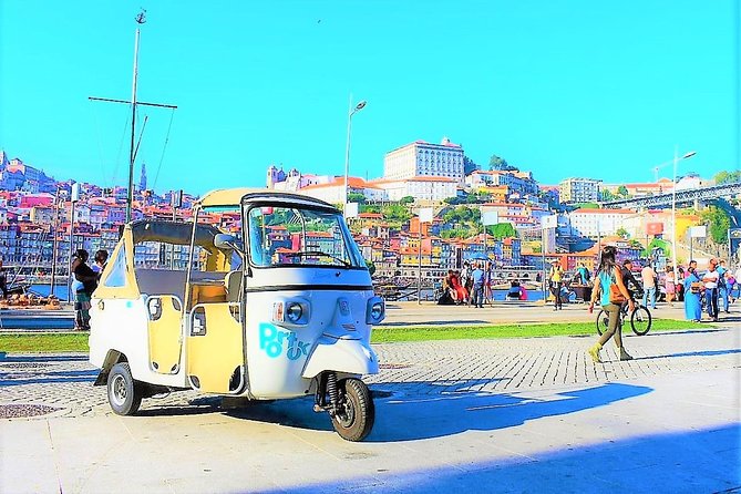 Porto Half Day Private Tuk Tuk Tour - Clérigos, Carmo, and the famous tiled façades
