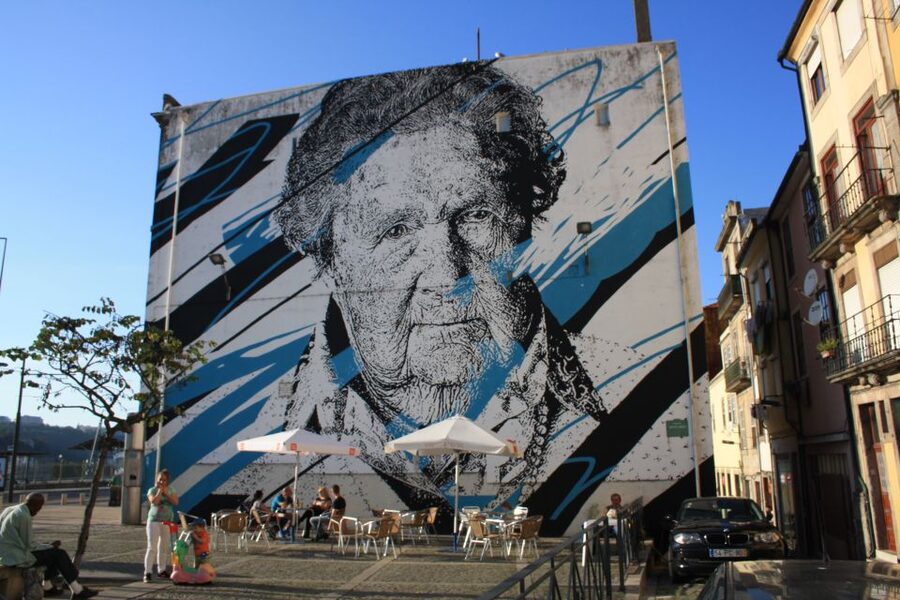 Porto: Half-Day Street Art Tour - Finishing near Luís I Bridge