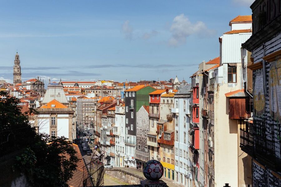 Porto: Harry Potter’s Inspiration Tour - Starting under the clock at São Bento Station
