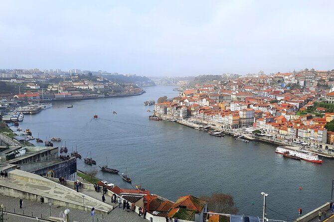 Porto Heritage Night Tour With Fado Show And Dinner Included - A four-hour introduction to Porto after dark