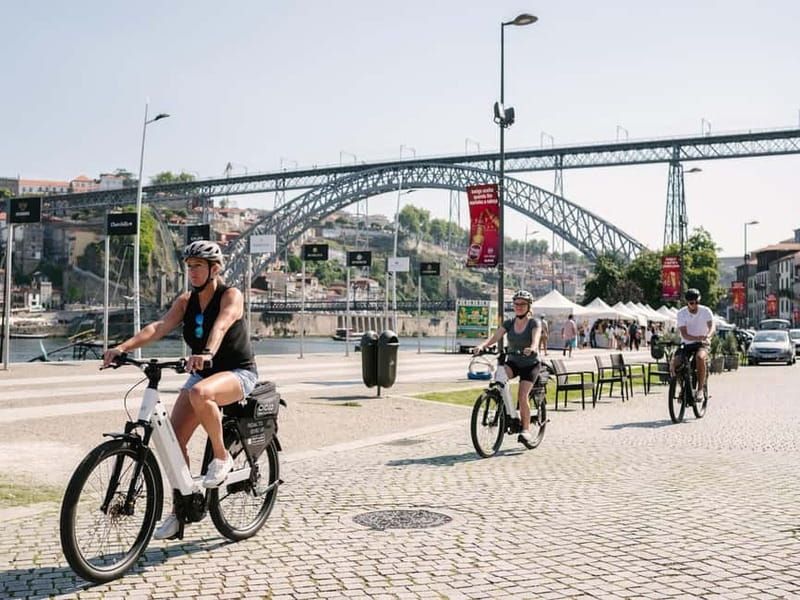Porto: Highlights in 3 Hours E-Bike Tour - Crossing to Gaia at the Douro