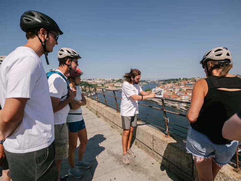 Porto: Highlights in 3 Hours E-Bike Tour - Price, group size, and what you receive