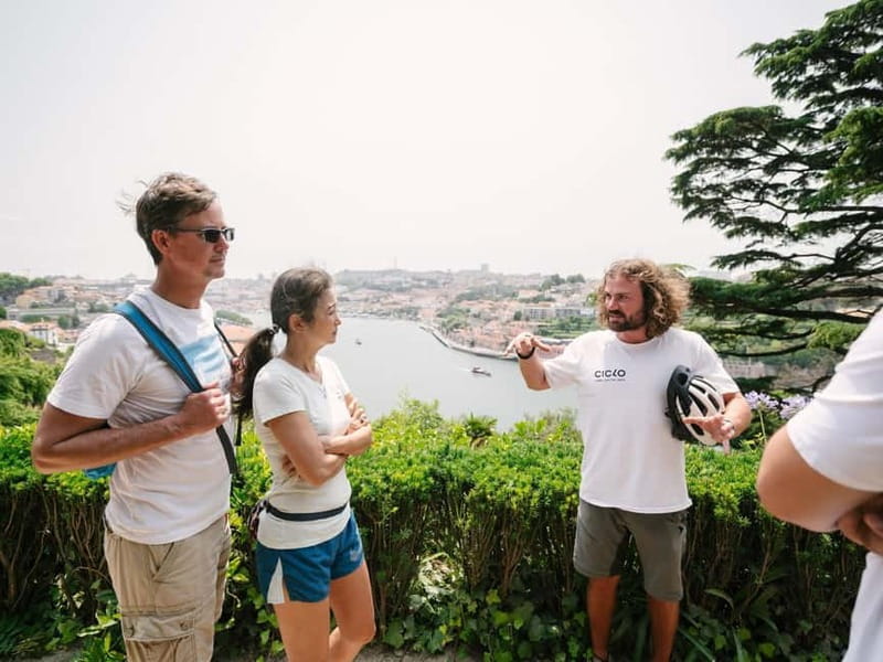 Porto: Highlights in 3 Hours E-Bike Tour - Starting at CICLO EBIKES