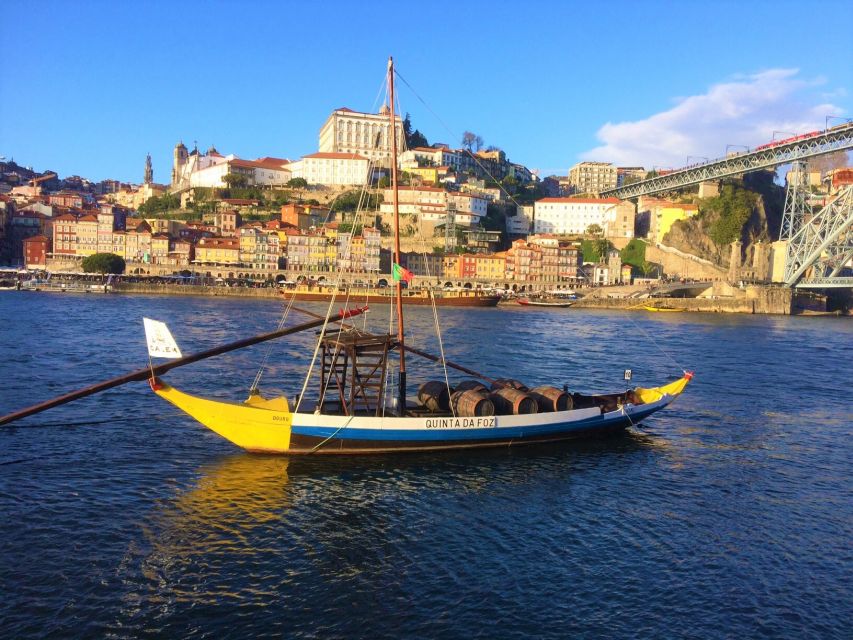Porto: Historic City Center Walking Tour - São Bento Station and Porto’s unforgettable tiles