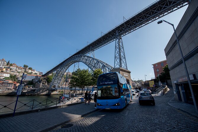 Porto Hop On Hop Off Bus Tour with Wine tasting & Night tour - Audio guides, apps, and what can go wrong