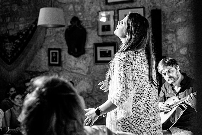 Porto: Live Portuguese Fado Experience with Port Wine - Amália Rodrigues and the modern life of fado