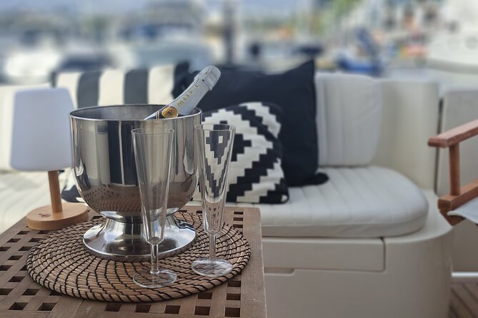 Porto: Luxury Yacht Tour on the Douro River - Sunset or Daytime - Why seeing Porto from the Douro matters