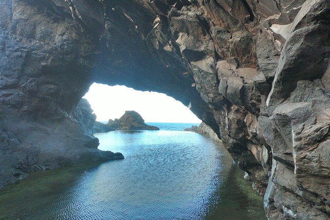 Porto Moniz Lava Pools, Fanal Forest and Skywalk 4x4 Experience - The 4x4 ride and the guides