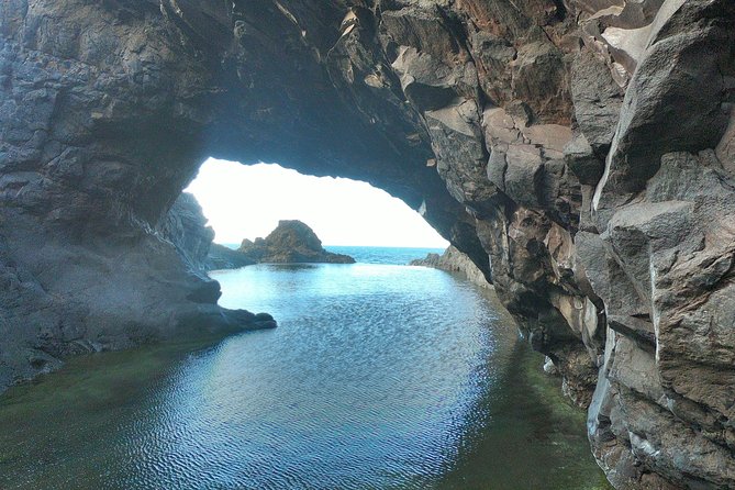 Porto Moniz, Seixal, Fanal Forest, Cliff Skywalk in Open Roof 4X4 - Porto Moniz: the day’s longest stop