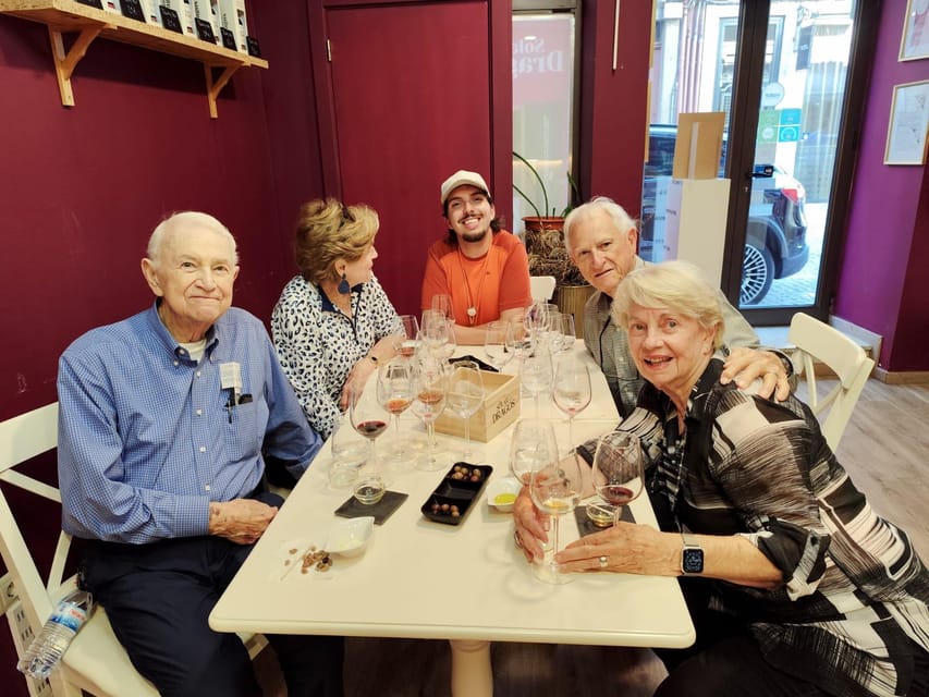 Porto: Port and Douro Wine Walking Tour with 9 Tastings - Key points at a glance