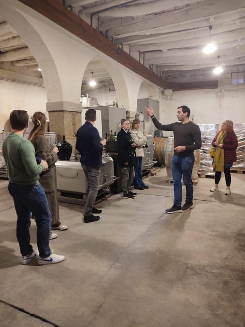 Porto: Port and Douro Wine Walking Tour with 9 Tastings - What you actually learn about Port and Douro wine
