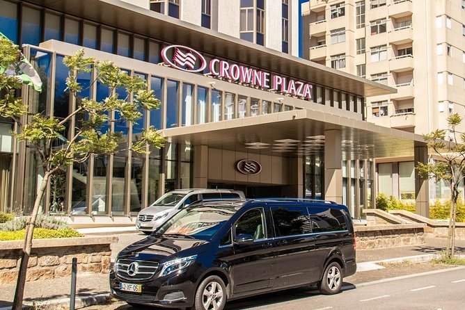 Porto Private Airport Arrival Transfer - The human side of the service