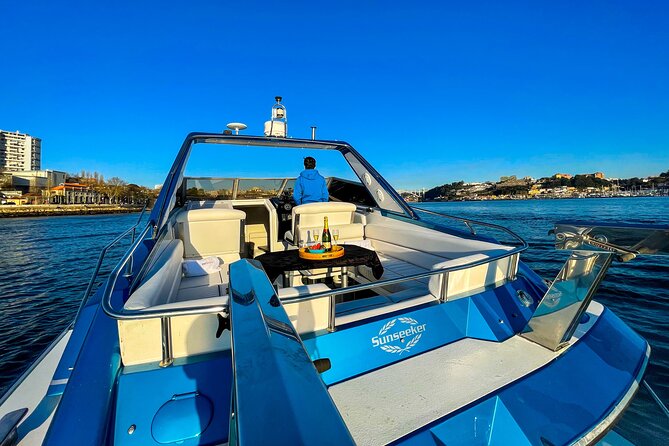 Porto: Private Yacht Cruise with Local Wine, Snacks and 6 Bridges - Price and value for a group of up to 10