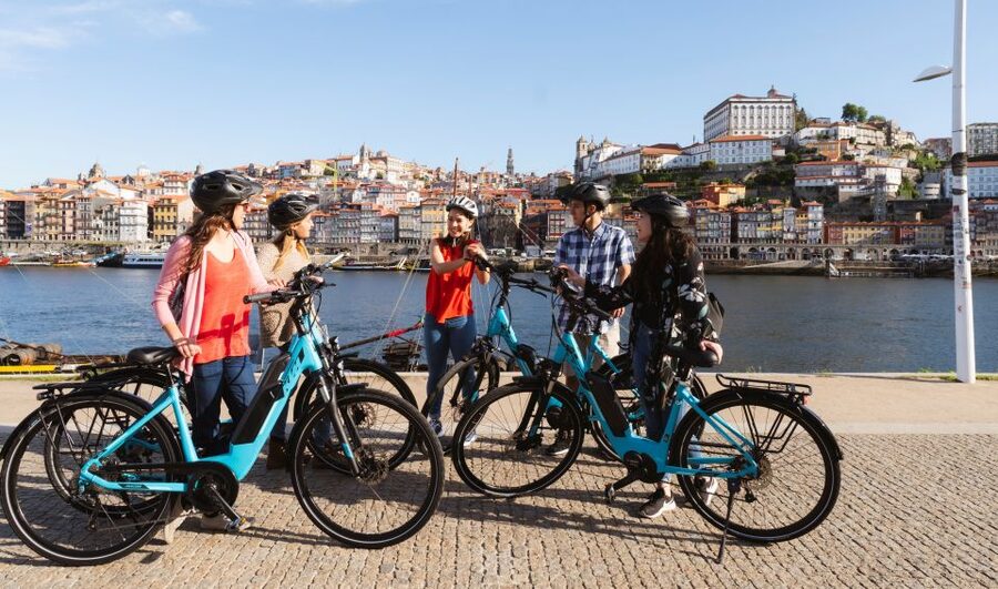 Porto: Riverside Panoramic E-Bike Tour - Ribeira Square and the Douro waterfront