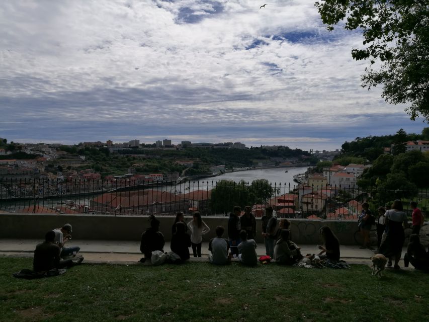 Porto: Riverside Panoramic E-Bike Tour - Castelo do Queijo and the coastal turn