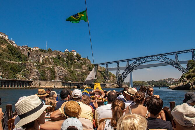 Porto Six Bridges Panoramic Cruise on the Douro River - Commentary, views, and the choice you may have to make