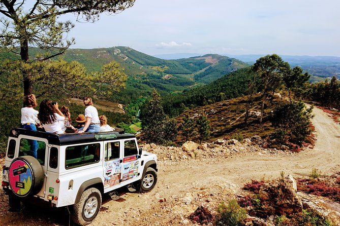Porto: Small Group 4x4 Tour in Oporto Mountains - Offroad - A countryside drink and regional cookies
