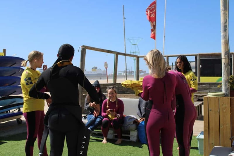 Porto: Surf Lesson with the First Surf School in Porto! - Small groups make the coaching more useful